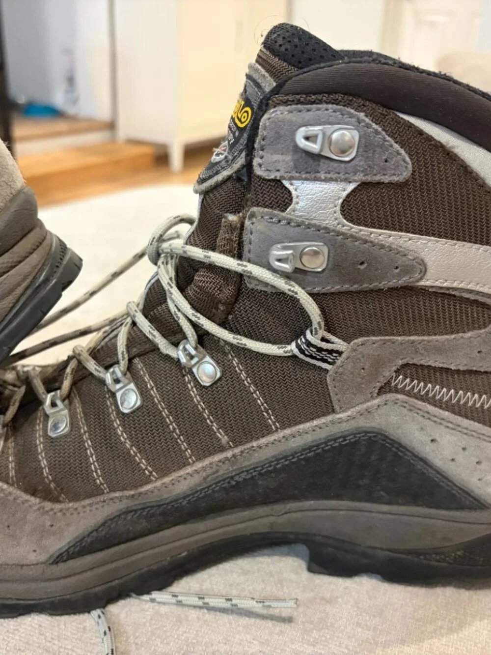 Asolo mens size
